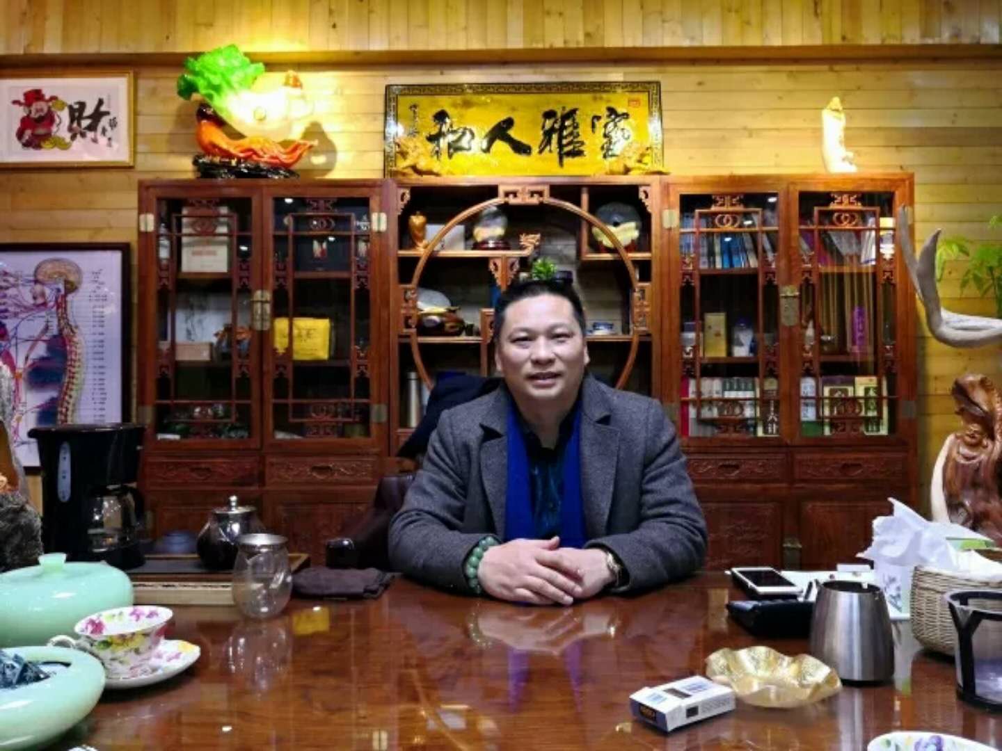 朱素良先生的傳奇奮斗史丨第一章：初出茅廬，歷盡艱辛遇貴人