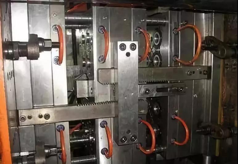 行業知識：塑膠模具設計中熱流道的作用