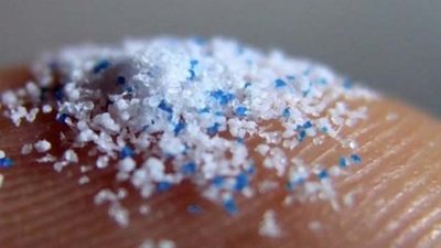 聲學(xué)聚焦可積聚水中的微塑料