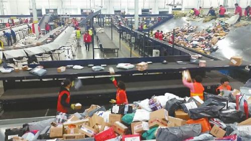 快遞行業運力恢復已逾八成 有一線人員稱派件量堪比“雙11”