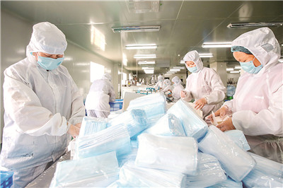 美媒：為什么中國能主導醫療用品供應？洛杉磯企業家發現這個秘密