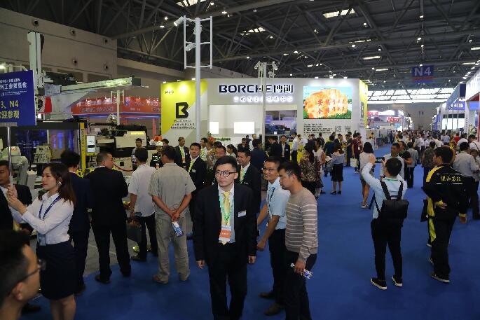 第五屆中國（重慶）國際塑料工業展覽會啟幕