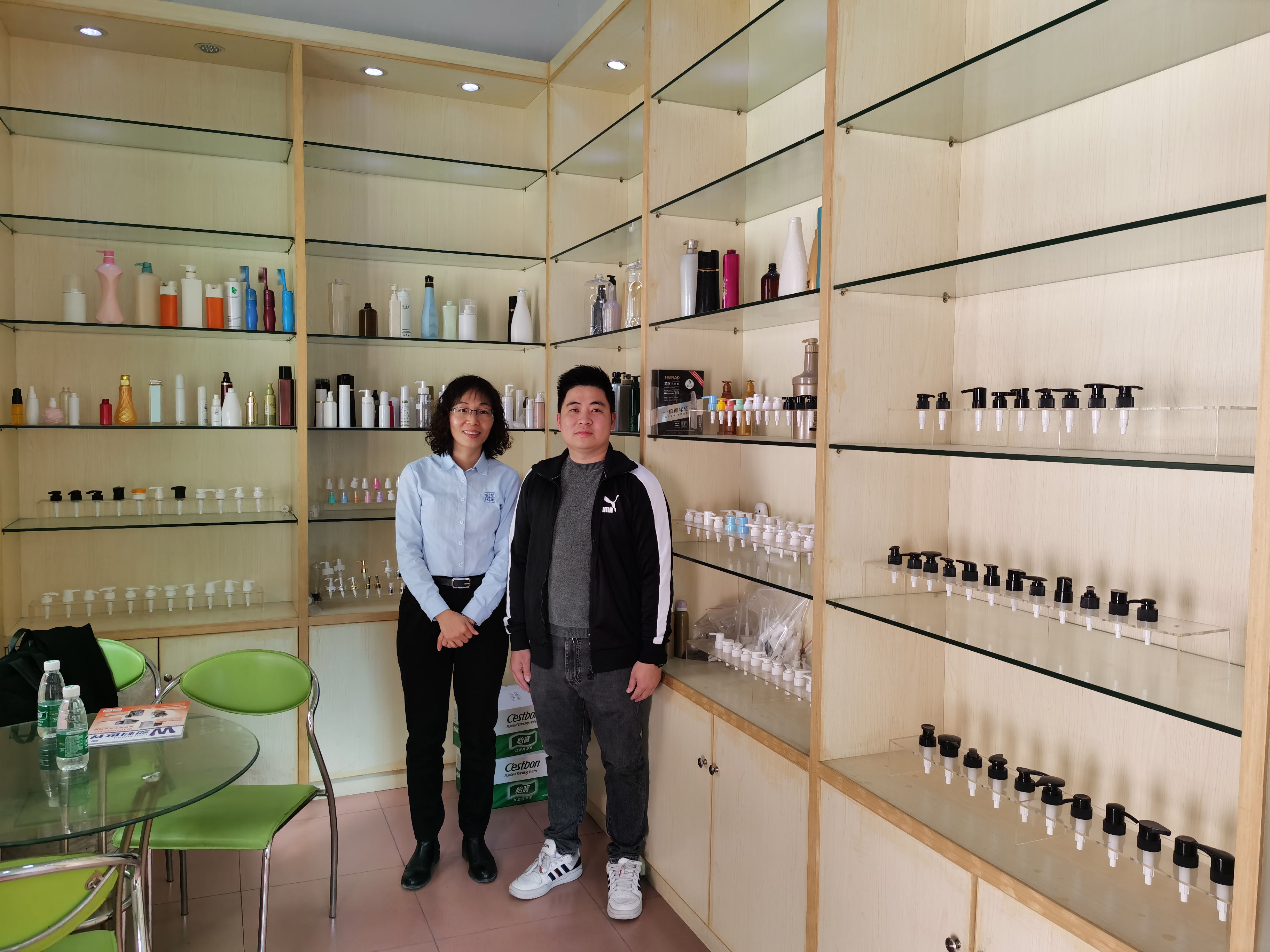 翹和噴霧器：資源共享、優勢互補的策略攜手抱團才能不斷發展進步