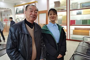 德麟新材料:通過(guò)國(guó)家環(huán)評(píng)資質(zhì)允許生產(chǎn)，并具有汽車(chē)行業(yè)的相關(guān)證書(shū)