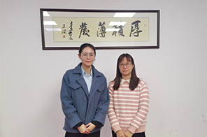 優(yōu)哲塑料：車(chē)間全部配置自動(dòng)機(jī)械手和自動(dòng)剪水口設(shè)備