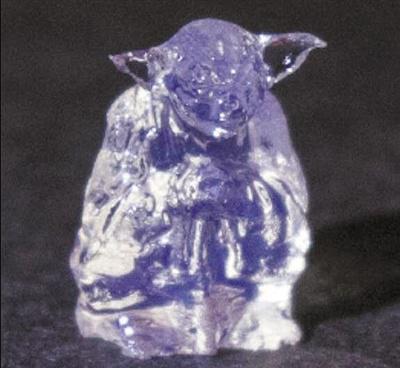 3D打印新技術(shù)將不透明樹(shù)脂制成物體