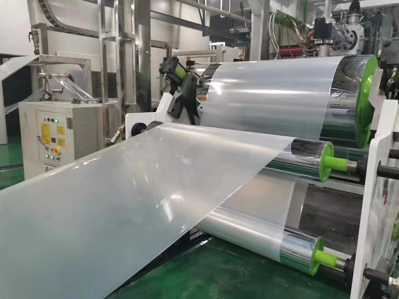 PP高透片材擠出生產線